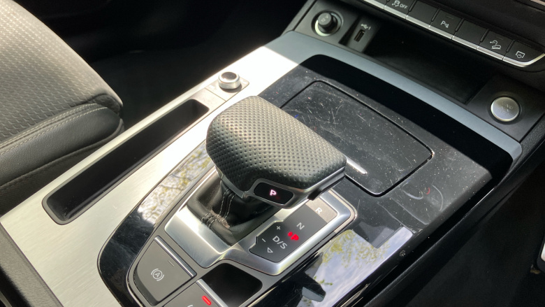 Audi Q5 45 TFSI Quattro S Line 5dr S Tronic Petrol Estate